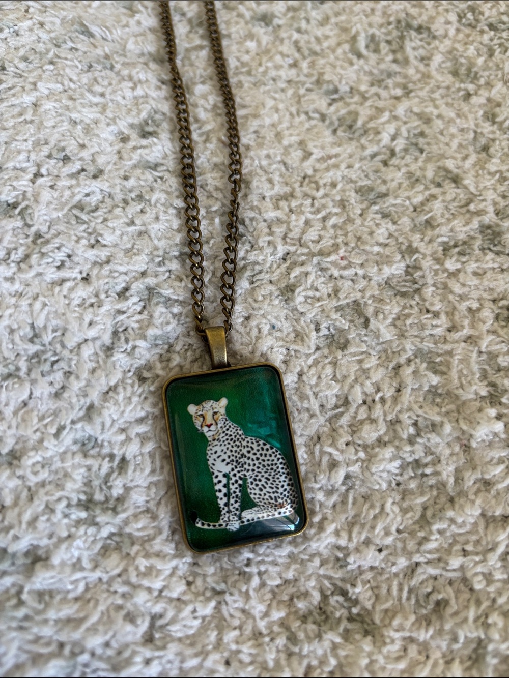 Tropical Leopard Glass Cabachon Pendant Necklace Brass NWT HC 20-22”